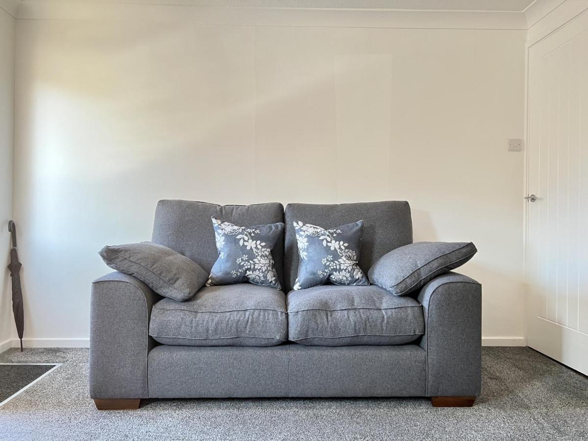 Modern 2 Bed Townhouse Just Outside City Walls With Free Private Parking York Exterior photo