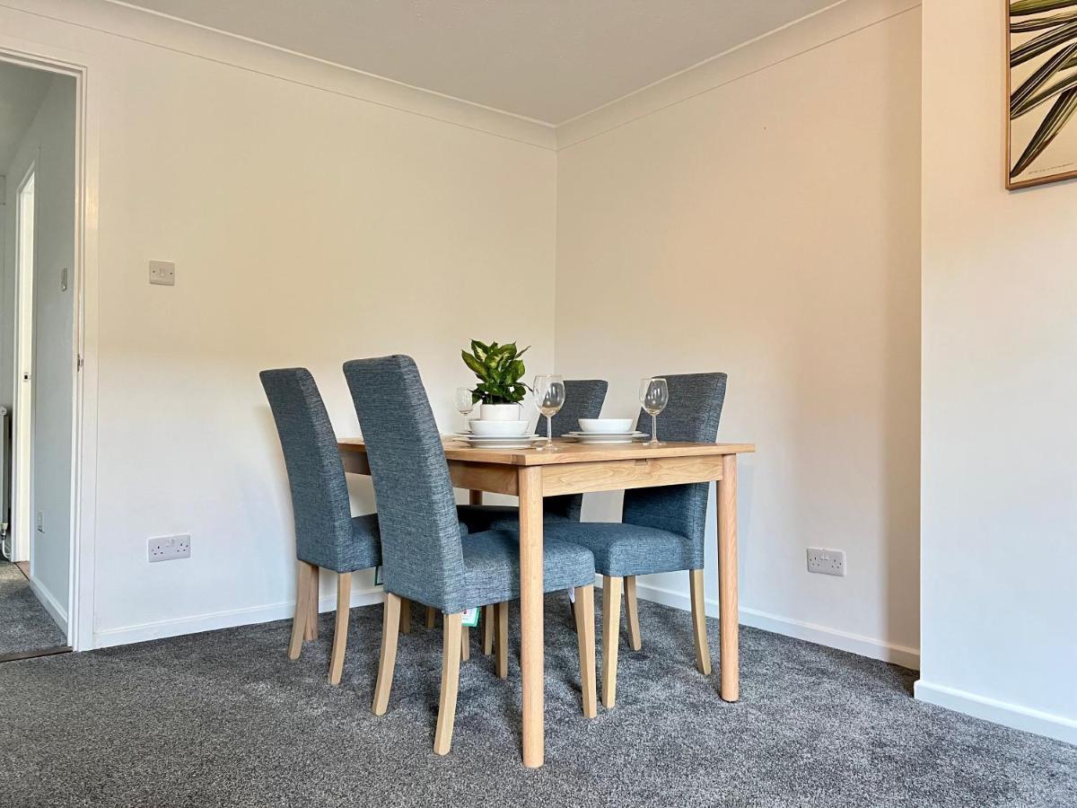 Modern 2 Bed Townhouse Just Outside City Walls With Free Private Parking York Exterior photo